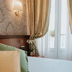Hotel Flora 3*