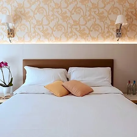 Flora ストレーザ