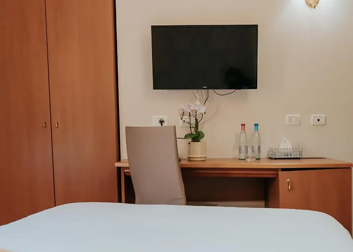 Flora 3* Стреза