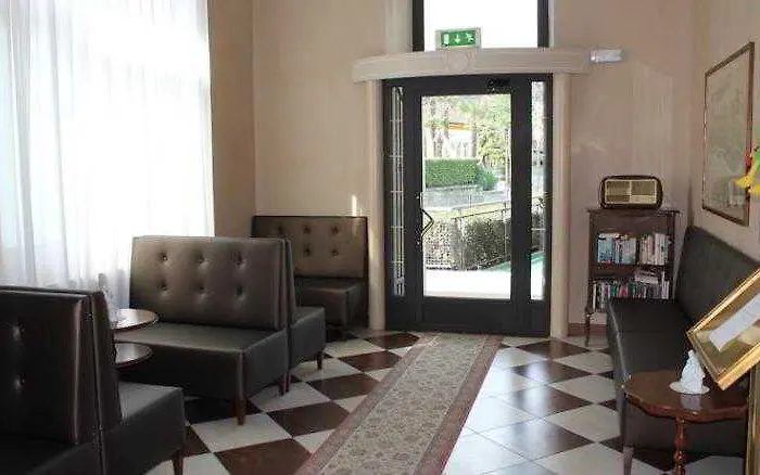 Flora Otel Stresa