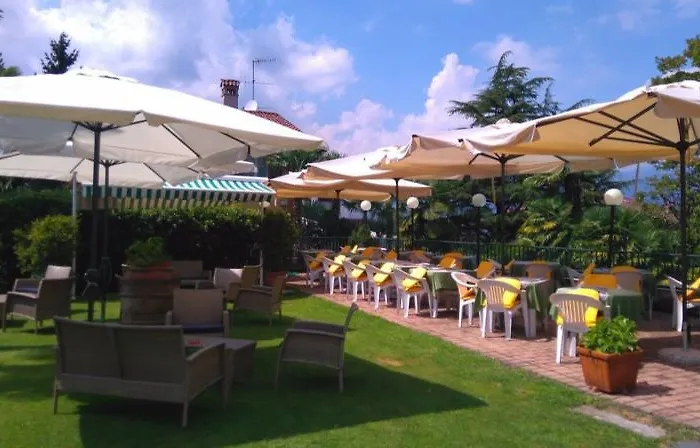 Flora 3* Стреза