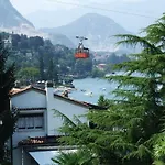 Flora 3* Stresa
